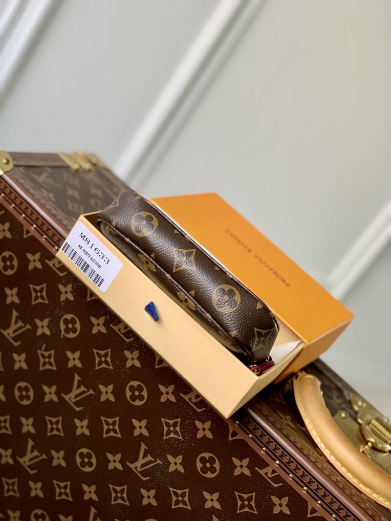 LV Purse